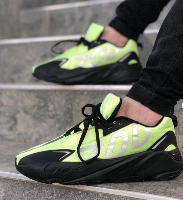 Amazing parrot green sports shoes